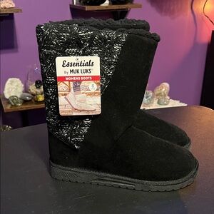 Muk Luks Black and Gray Women's Boots